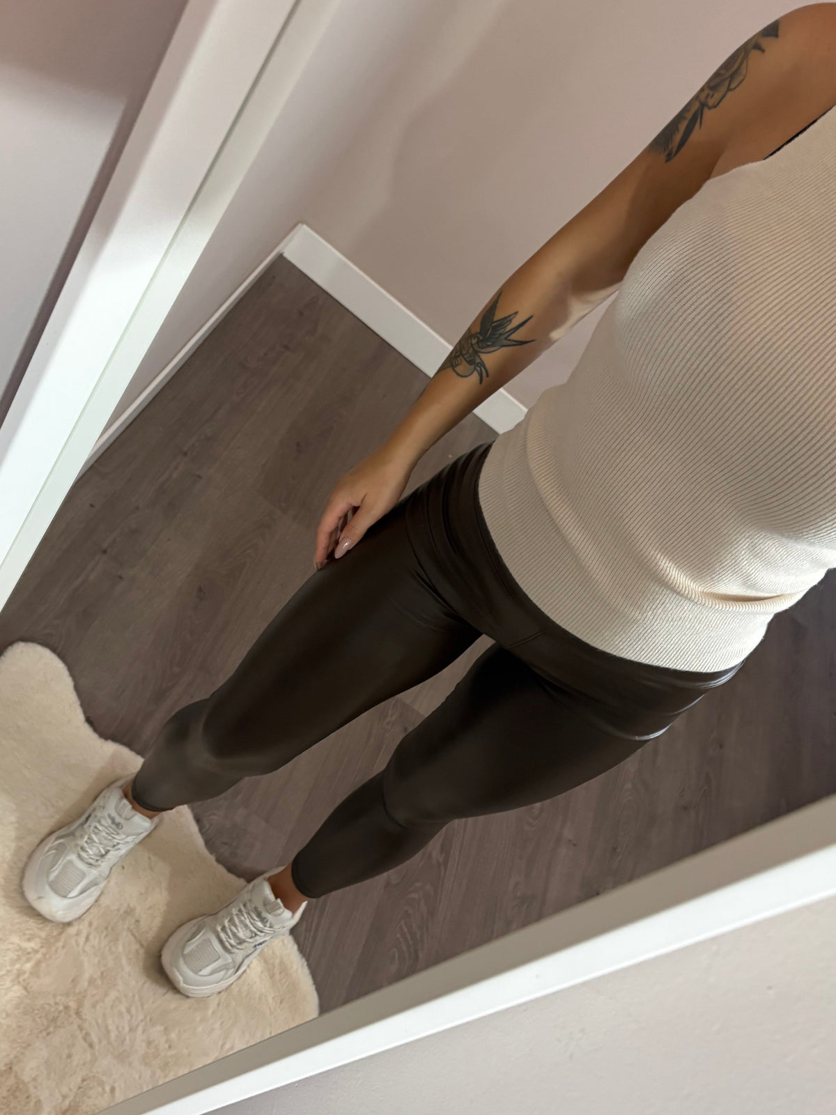 Leggings effetto pelle