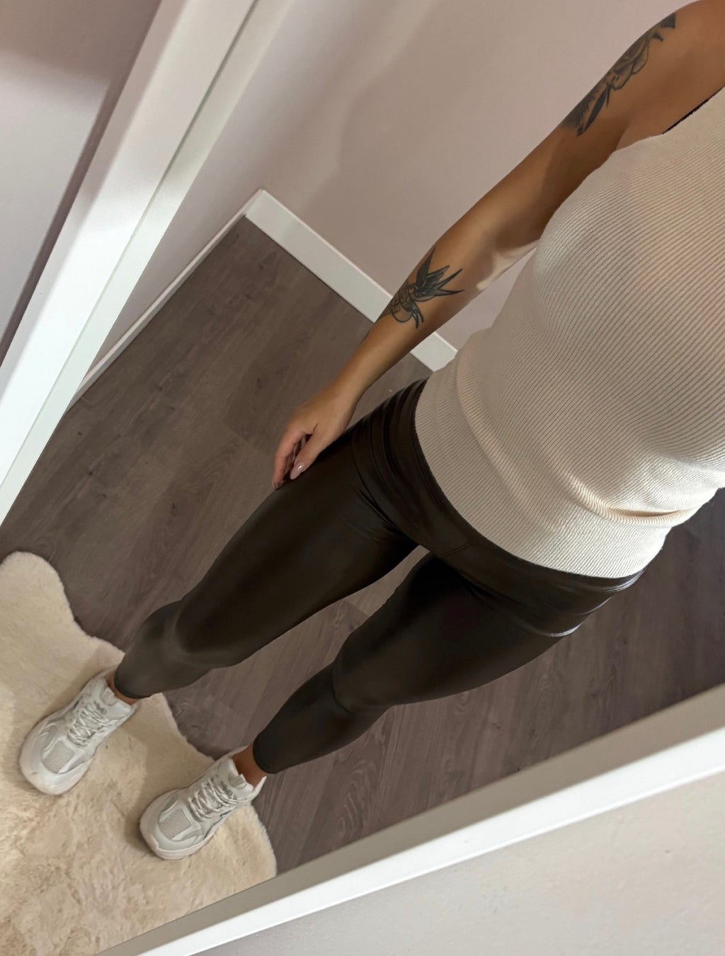 Leggings effetto pelle